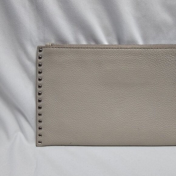 Michael Kors Gray Zipper Pouch Envelope Wallet - Picture 6 of 13